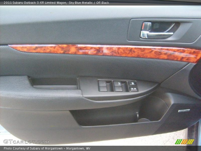 Door Panel of 2011 Outback 3.6R Limited Wagon