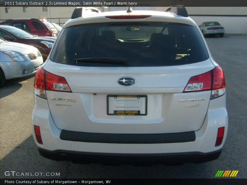 Satin White Pearl / Warm Ivory 2011 Subaru Outback 2.5i Limited Wagon