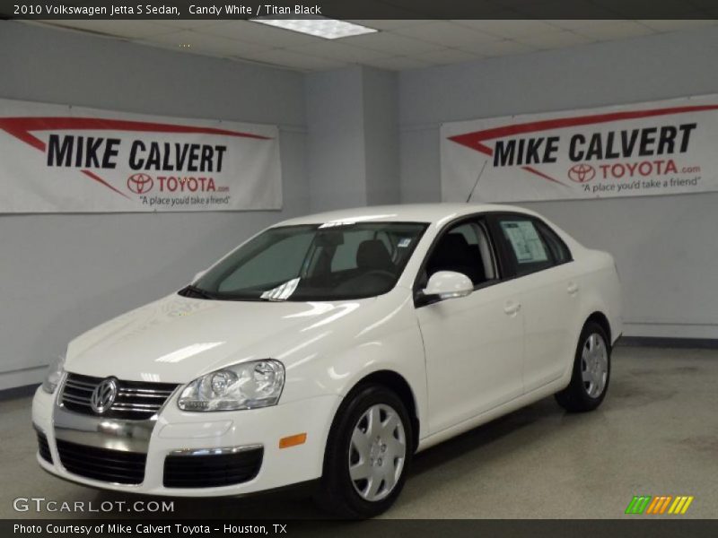 Candy White / Titan Black 2010 Volkswagen Jetta S Sedan