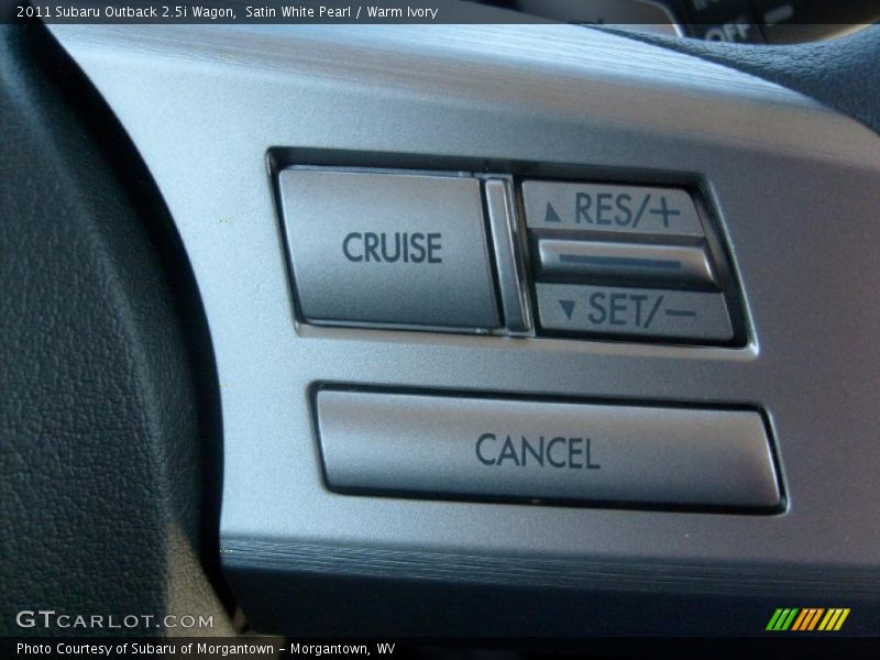 Satin White Pearl / Warm Ivory 2011 Subaru Outback 2.5i Wagon