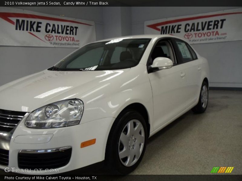 Candy White / Titan Black 2010 Volkswagen Jetta S Sedan