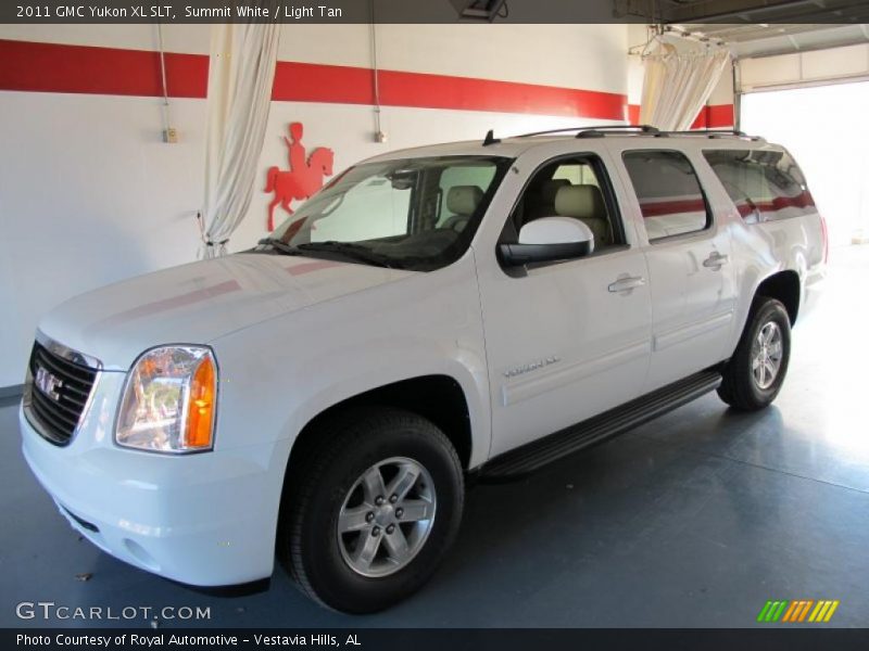 Summit White / Light Tan 2011 GMC Yukon XL SLT