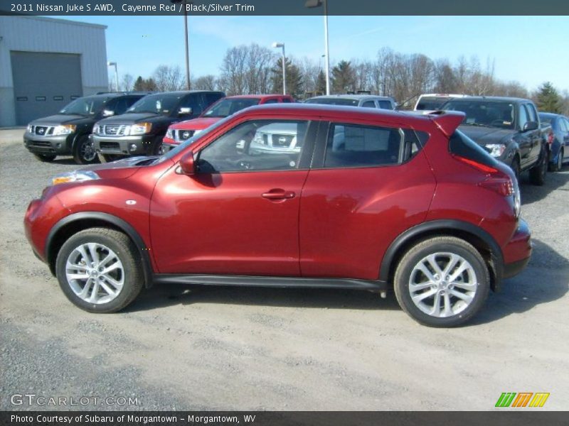  2011 Juke S AWD Cayenne Red