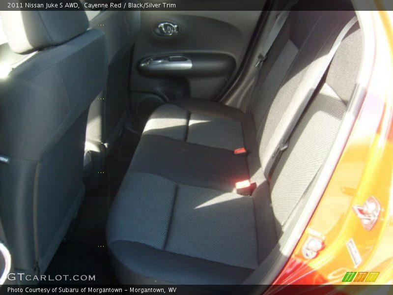  2011 Juke S AWD Black/Silver Trim Interior