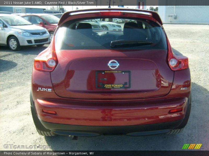  2011 Juke S AWD Cayenne Red