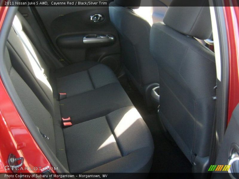  2011 Juke S AWD Black/Silver Trim Interior