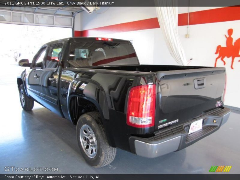 Onyx Black / Dark Titanium 2011 GMC Sierra 1500 Crew Cab