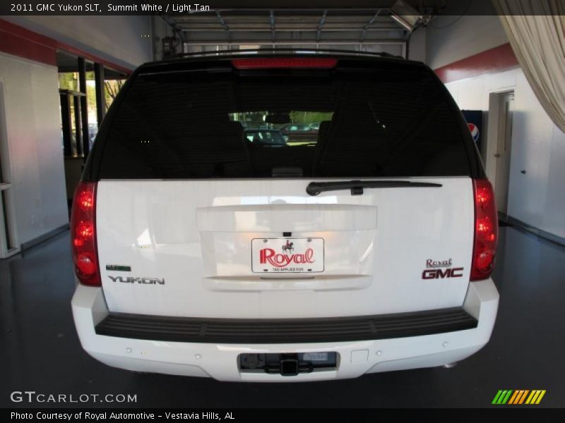 Summit White / Light Tan 2011 GMC Yukon SLT