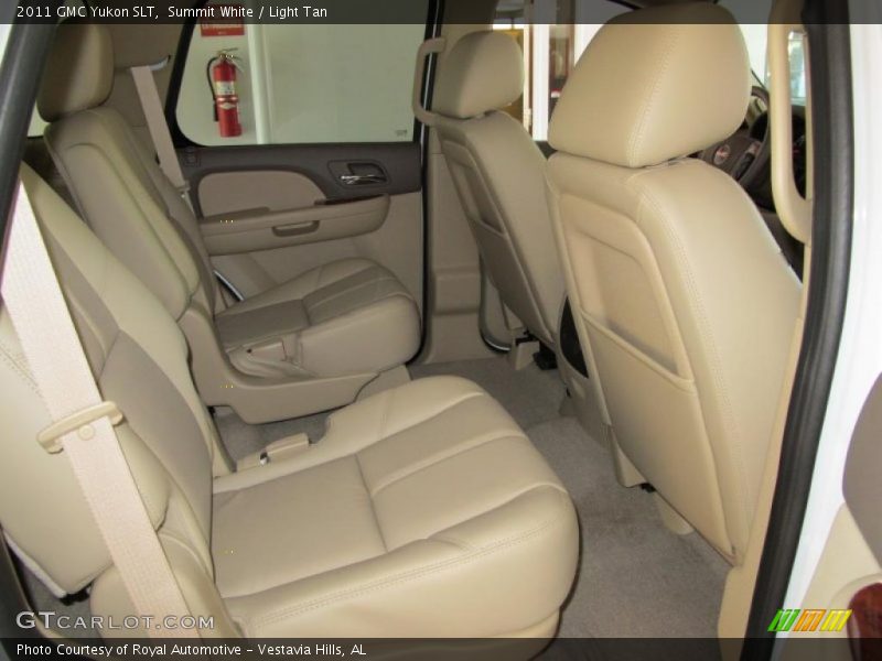 Summit White / Light Tan 2011 GMC Yukon SLT