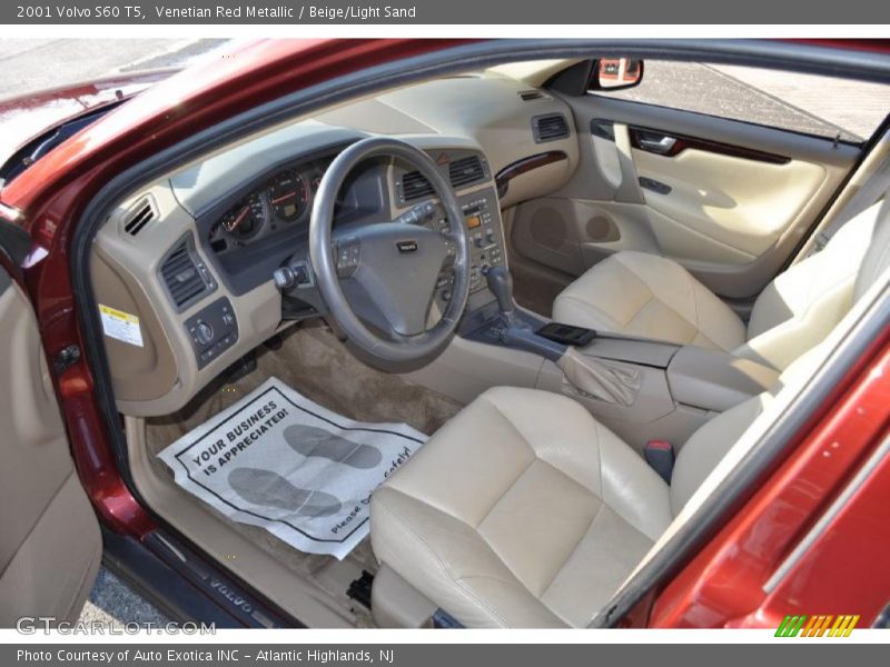 Venetian Red Metallic / Beige/Light Sand 2001 Volvo S60 T5