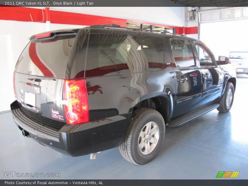 Onyx Black / Light Tan 2011 GMC Yukon XL SLT