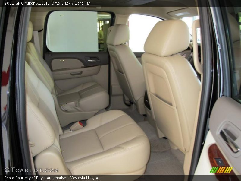 Onyx Black / Light Tan 2011 GMC Yukon XL SLT