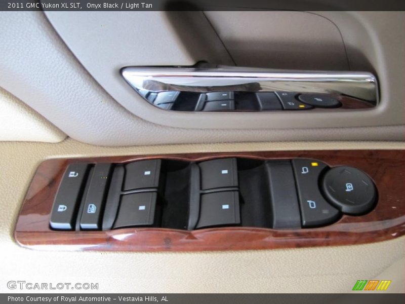 Onyx Black / Light Tan 2011 GMC Yukon XL SLT