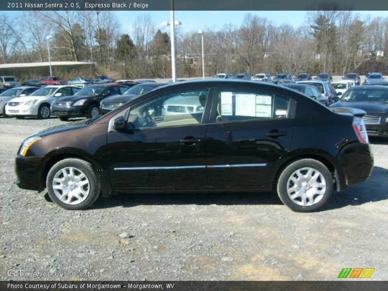 Espresso Black / Beige 2011 Nissan Sentra 2.0 S