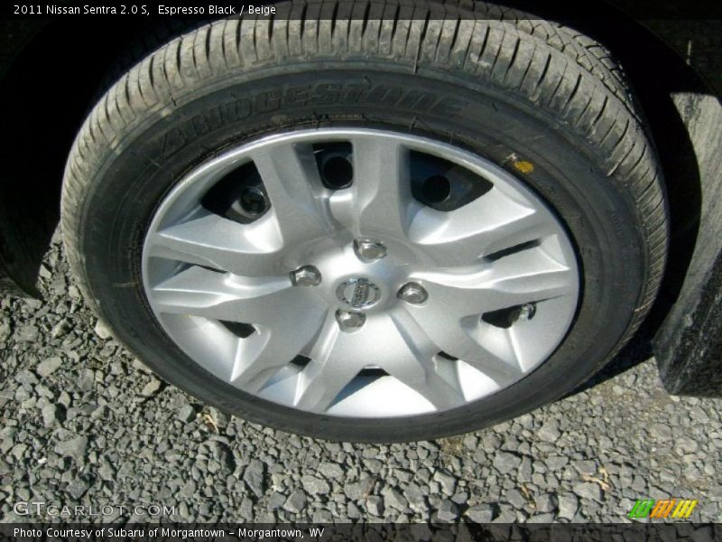 Espresso Black / Beige 2011 Nissan Sentra 2.0 S