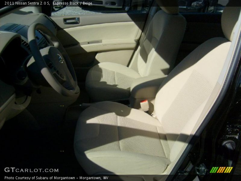 Espresso Black / Beige 2011 Nissan Sentra 2.0 S