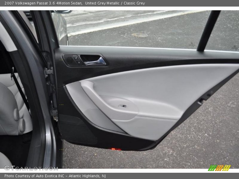 Door Panel of 2007 Passat 3.6 4Motion Sedan