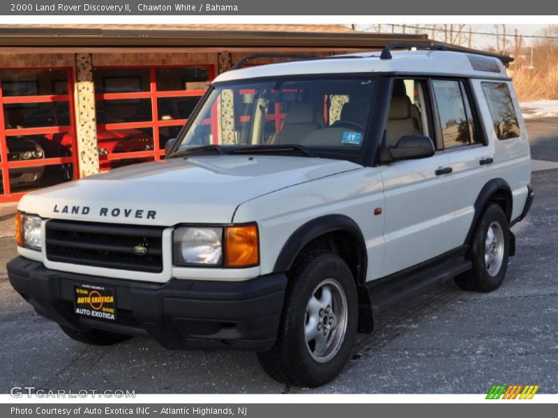 Chawton White / Bahama 2000 Land Rover Discovery II
