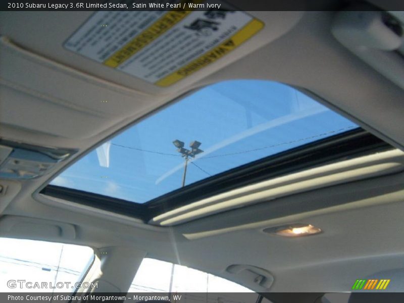 Sunroof of 2010 Legacy 3.6R Limited Sedan