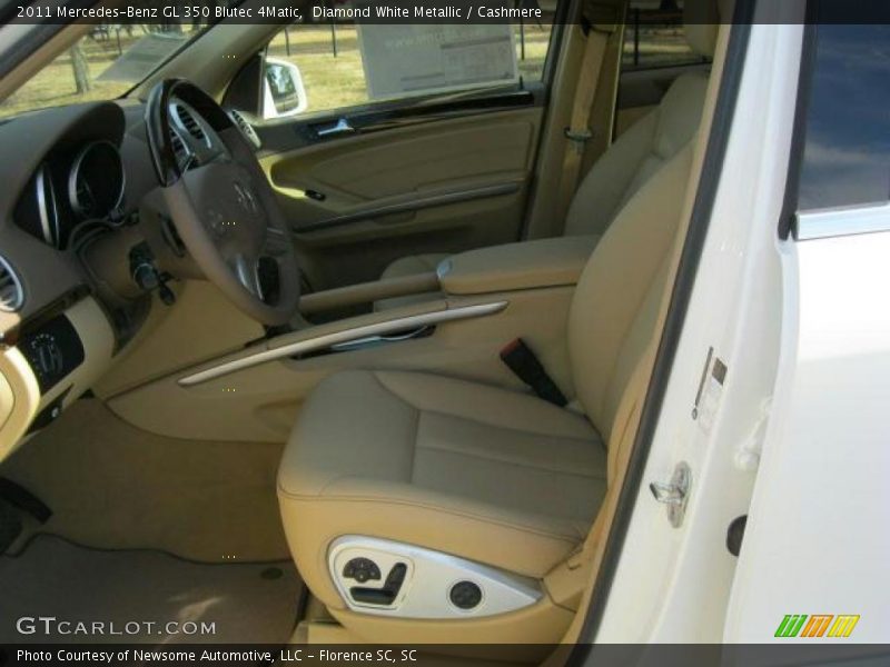  2011 GL 350 Blutec 4Matic Cashmere Interior