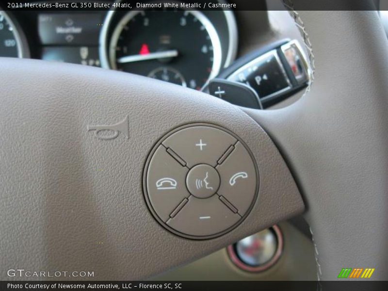 Controls of 2011 GL 350 Blutec 4Matic