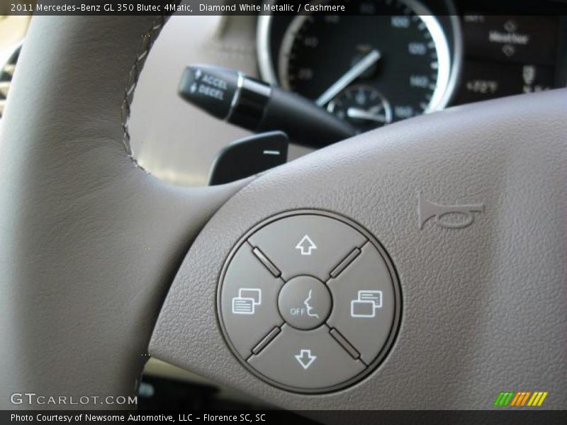 Controls of 2011 GL 350 Blutec 4Matic