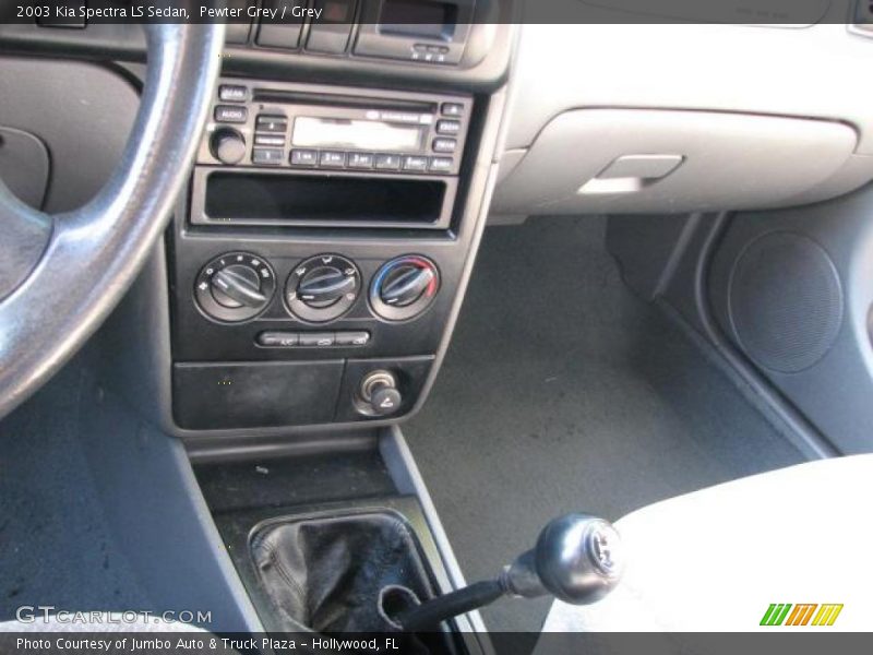 Pewter Grey / Grey 2003 Kia Spectra LS Sedan