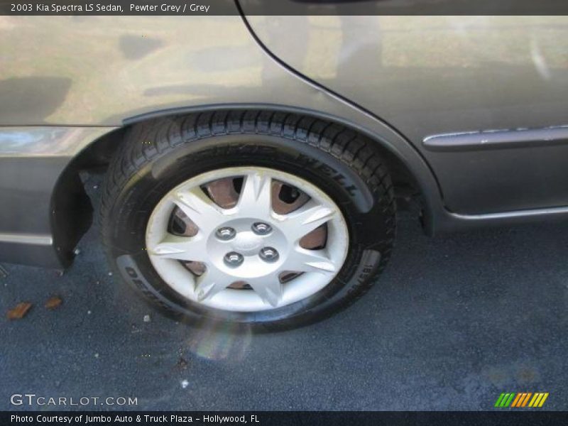 Pewter Grey / Grey 2003 Kia Spectra LS Sedan