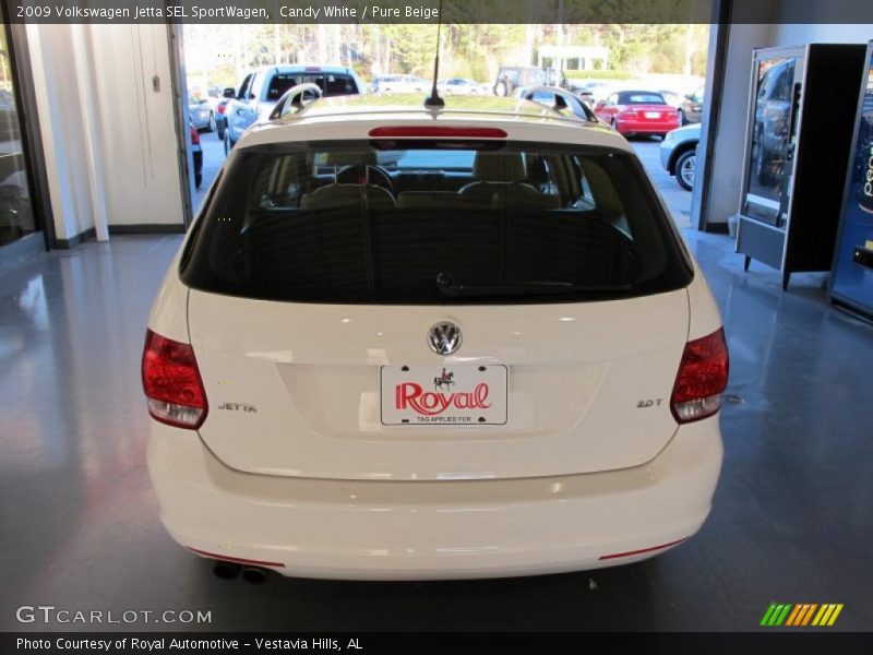 Candy White / Pure Beige 2009 Volkswagen Jetta SEL SportWagen