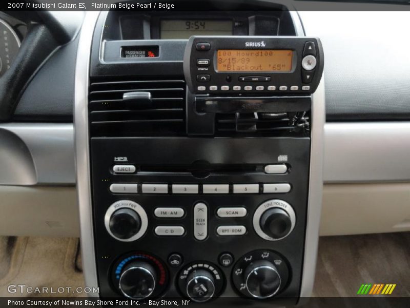 Platinum Beige Pearl / Beige 2007 Mitsubishi Galant ES