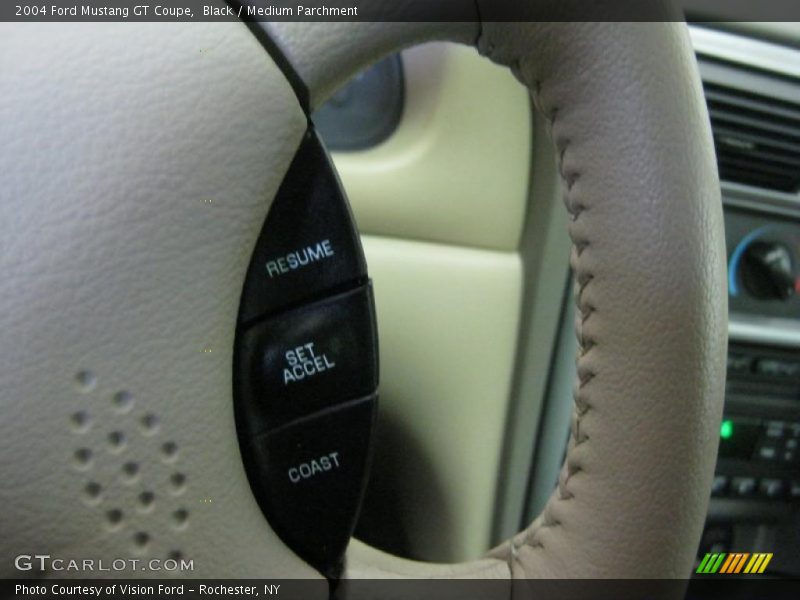 Black / Medium Parchment 2004 Ford Mustang GT Coupe