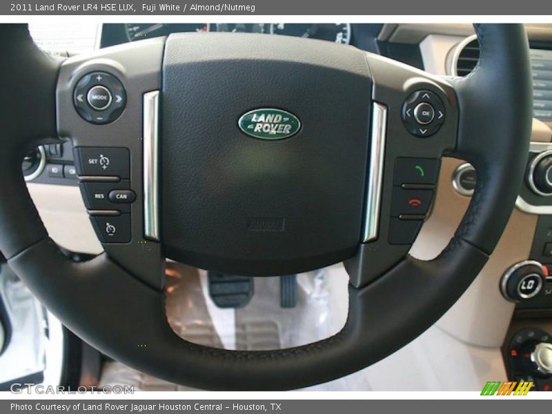 Fuji White / Almond/Nutmeg 2011 Land Rover LR4 HSE LUX
