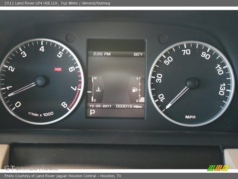 Fuji White / Almond/Nutmeg 2011 Land Rover LR4 HSE LUX