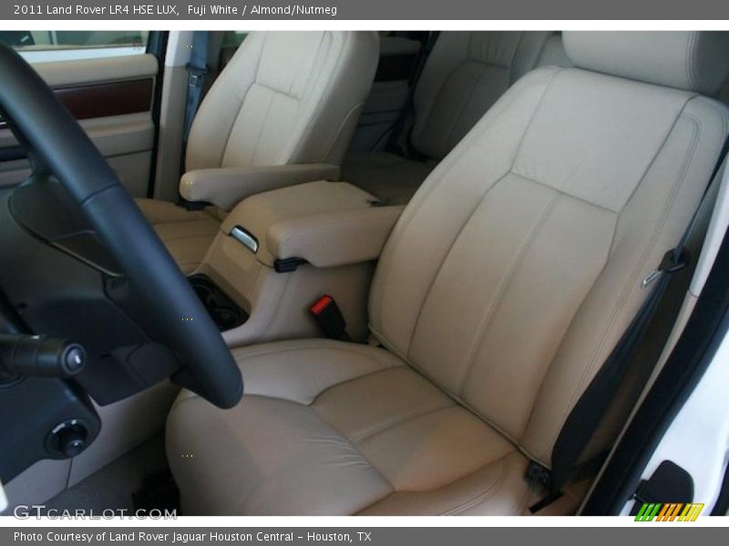 Fuji White / Almond/Nutmeg 2011 Land Rover LR4 HSE LUX