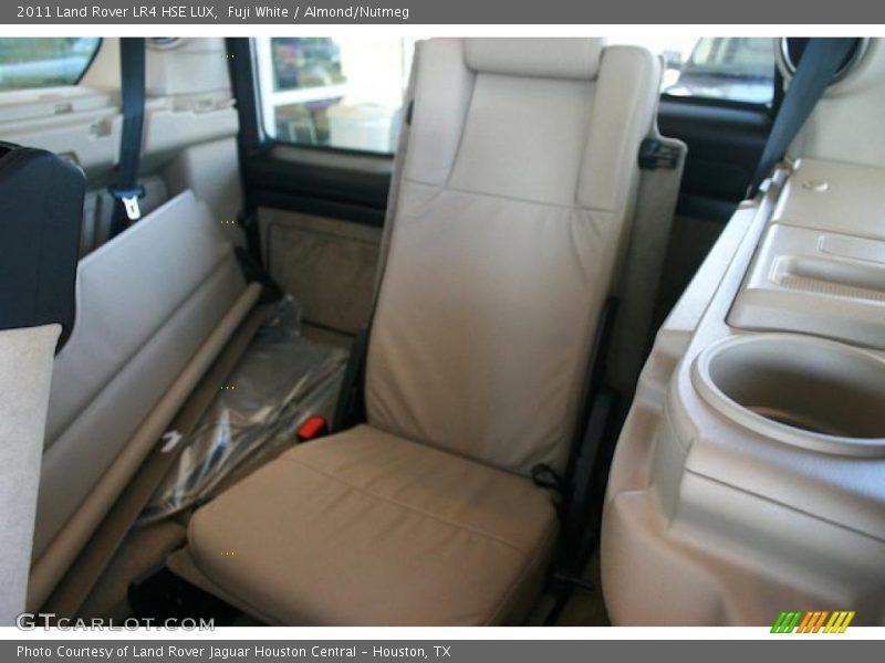 Fuji White / Almond/Nutmeg 2011 Land Rover LR4 HSE LUX