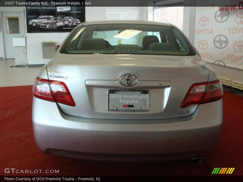 Titanium Metallic / Ash 2007 Toyota Camry XLE