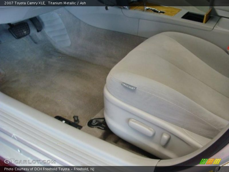 Titanium Metallic / Ash 2007 Toyota Camry XLE