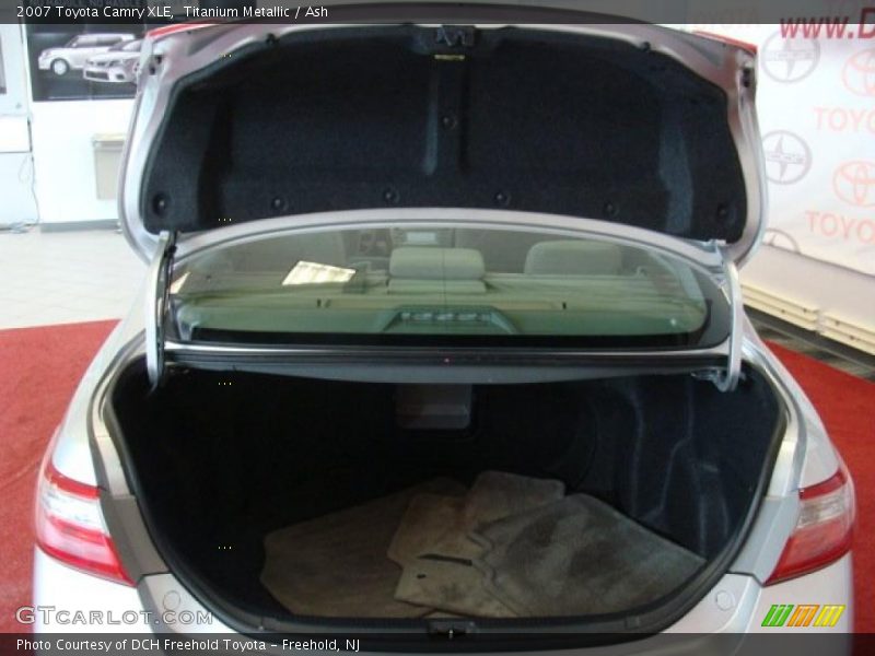 Titanium Metallic / Ash 2007 Toyota Camry XLE