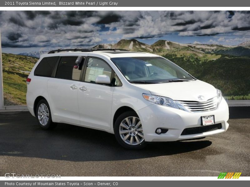 Blizzard White Pearl / Light Gray 2011 Toyota Sienna Limited