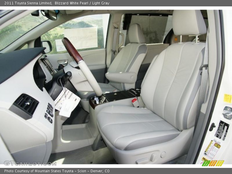 Blizzard White Pearl / Light Gray 2011 Toyota Sienna Limited