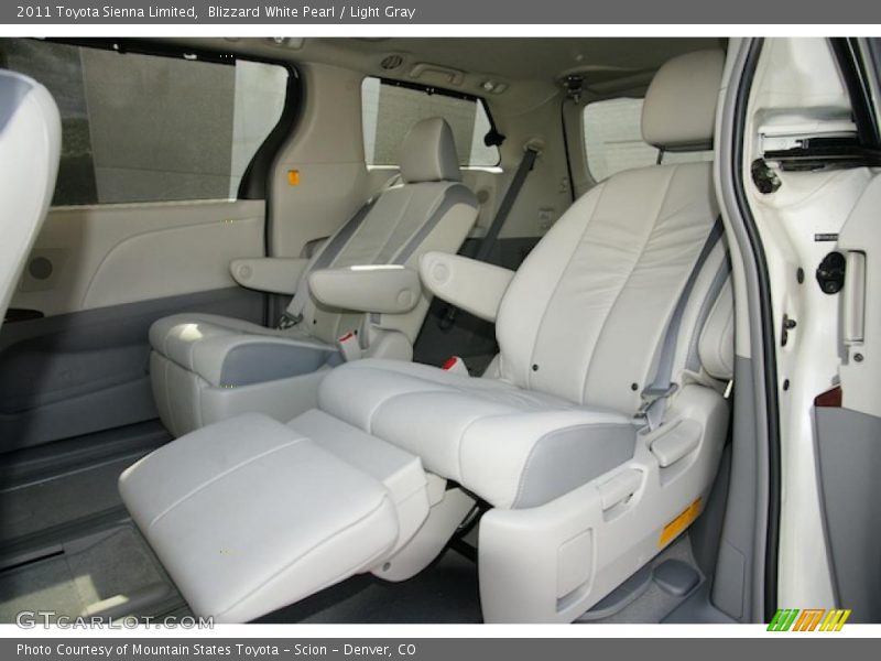 Blizzard White Pearl / Light Gray 2011 Toyota Sienna Limited
