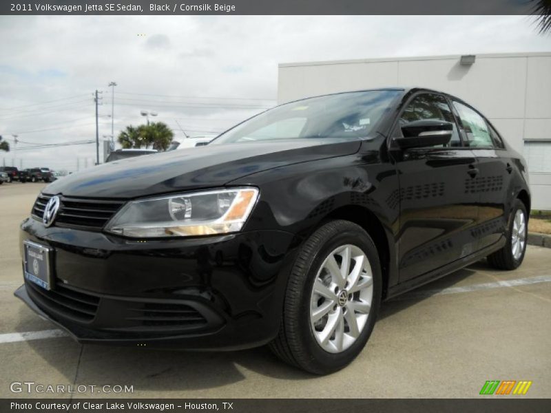 Black / Cornsilk Beige 2011 Volkswagen Jetta SE Sedan