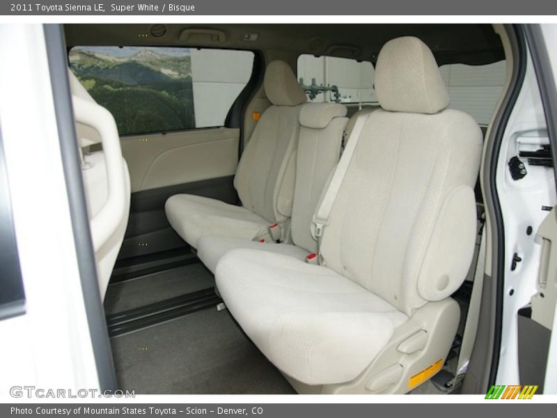 Super White / Bisque 2011 Toyota Sienna LE