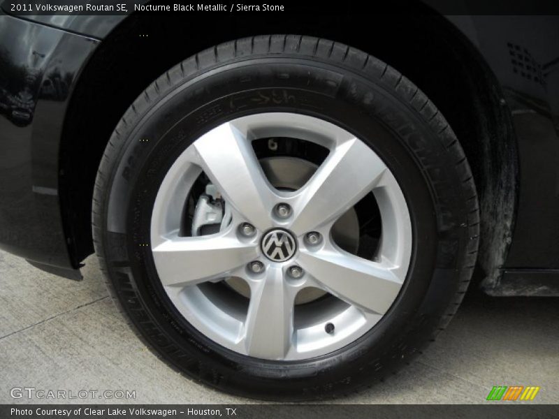  2011 Routan SE Wheel