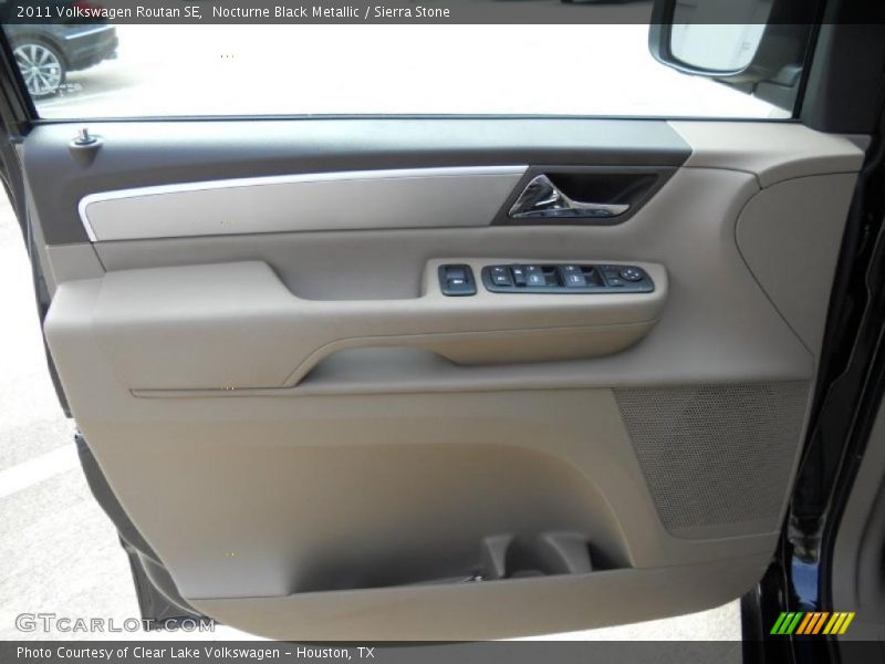 Nocturne Black Metallic / Sierra Stone 2011 Volkswagen Routan SE