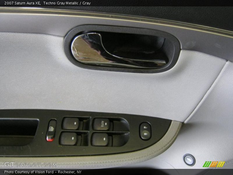 Techno Gray Metallic / Gray 2007 Saturn Aura XE