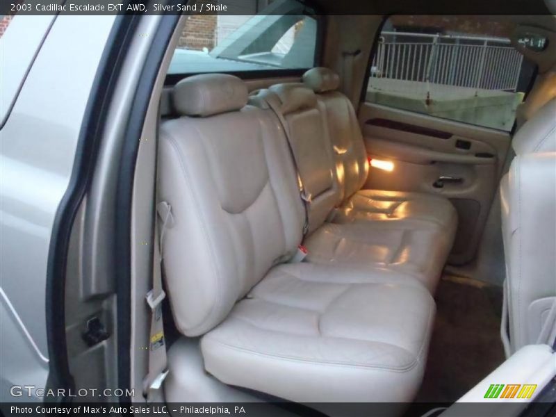Silver Sand / Shale 2003 Cadillac Escalade EXT AWD