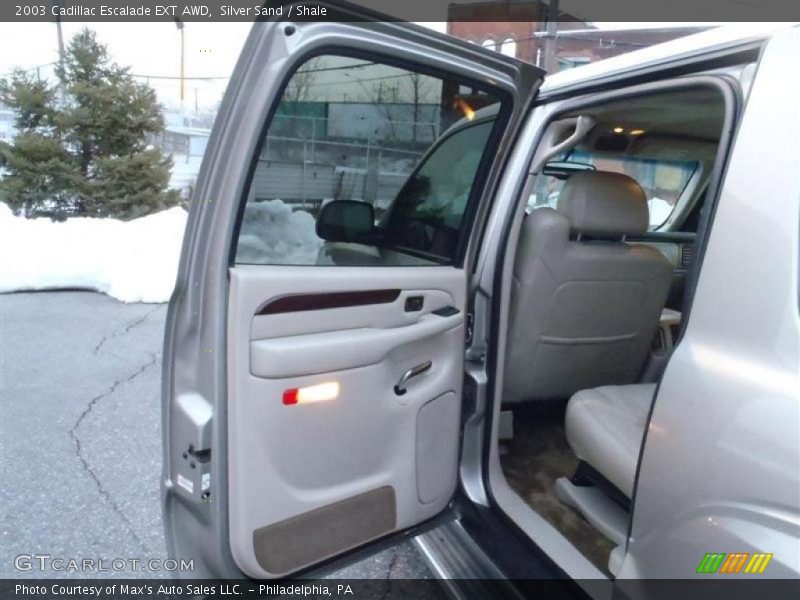 Silver Sand / Shale 2003 Cadillac Escalade EXT AWD