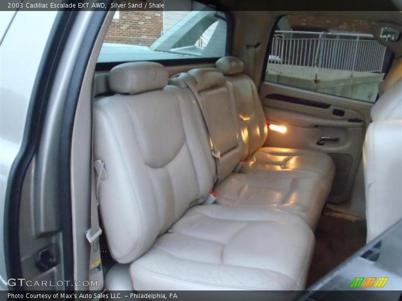 Silver Sand / Shale 2003 Cadillac Escalade EXT AWD