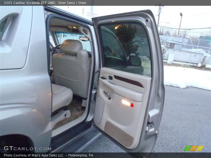 Silver Sand / Shale 2003 Cadillac Escalade EXT AWD